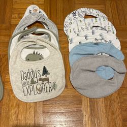 BABY BIBS 