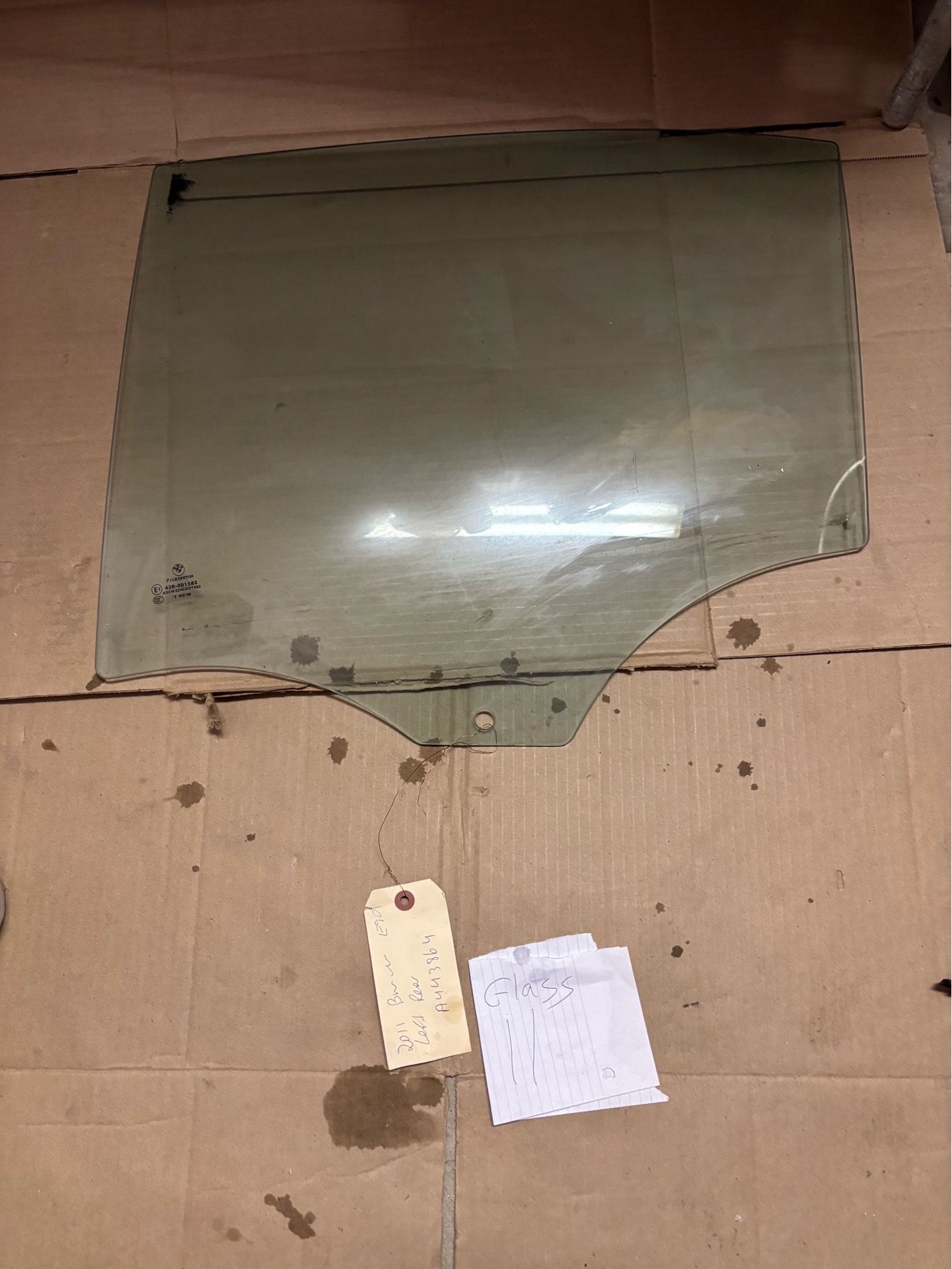 2006-2011 BMW 328i 335i E90 Rear Left Driver Side Door Window Glass 43R-001582