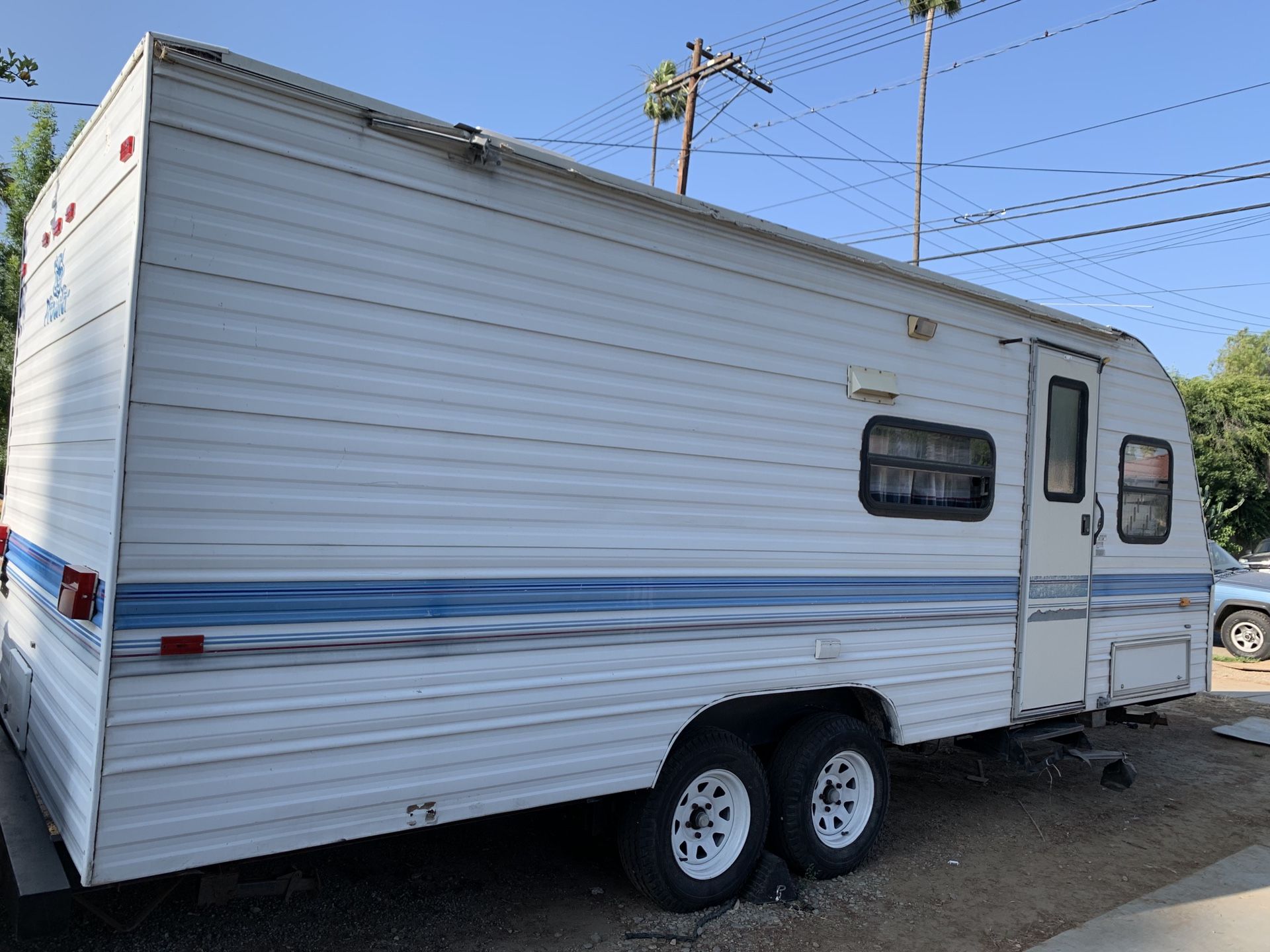 1995 Prowler Travel Trailer 22Ft Fully Self Contained for Sale in ...