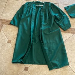 Green (Poway). HS Grad Gowns