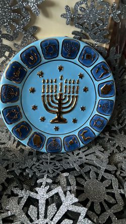Hanukkah Menorah Star of David Blue & Gold Raised Decorative Plate 8” Round