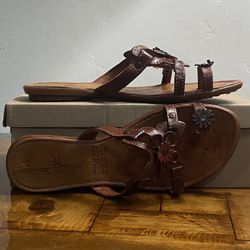 Women’s Leather Butterfly Sandals