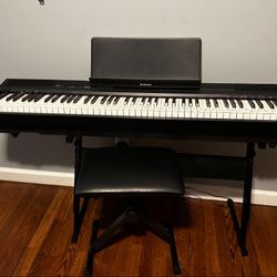 Like New Condition- 88 Key Semi Weighted Key Board 