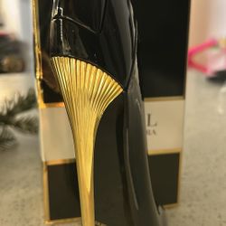 CAROLINA HERRERA BADD GURL PERFUME