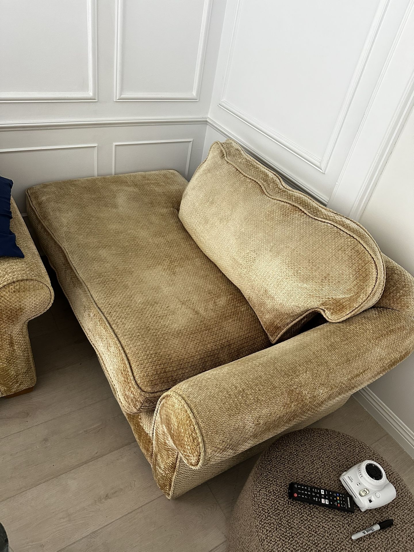 Chaise Lounge