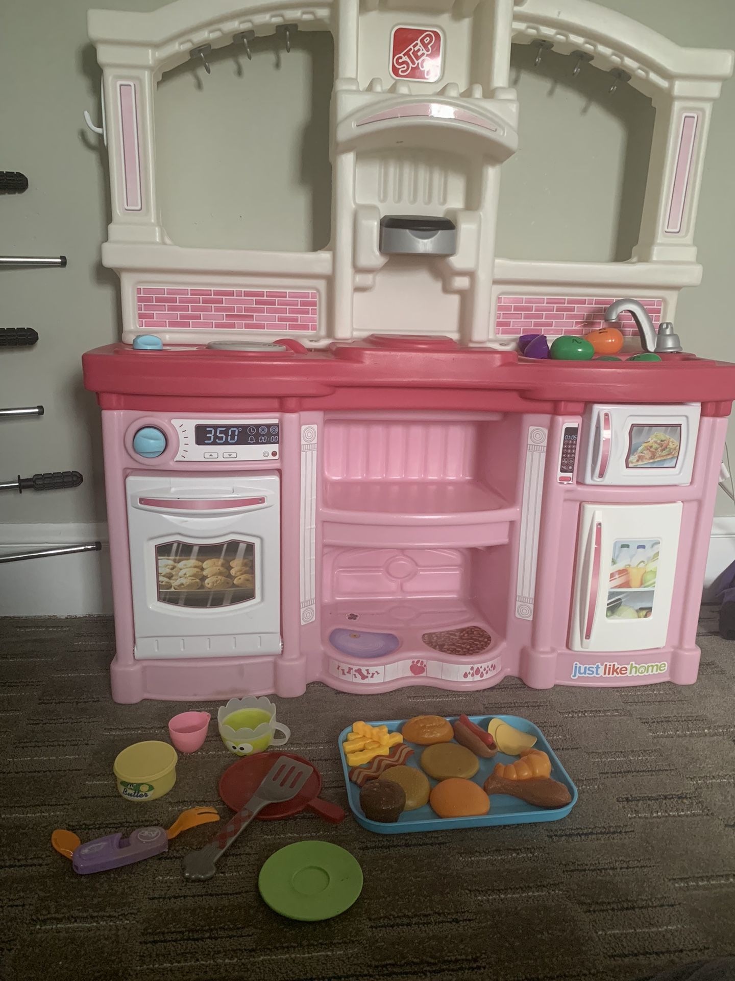 Kids Play Kitchen