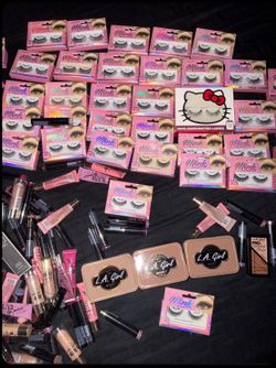 Lashes + make up