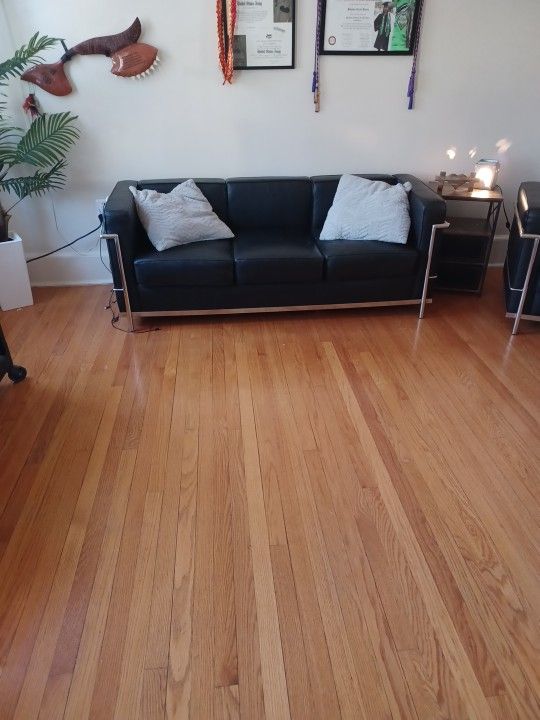 Black Leather Couches For Sale