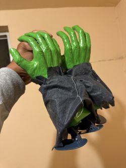 Dancing Hands