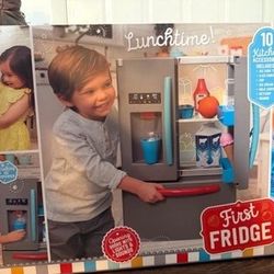 Little Tikes First Fridge Refrigerator with Ice Dispenser, Pretend Play Appliance with 11 Kitchen Accessories, Kids Ages 2+