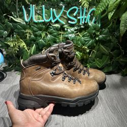 Vasque Men's Waterproof GTX Hiking Boots 7134 size 11 M Brown Leather