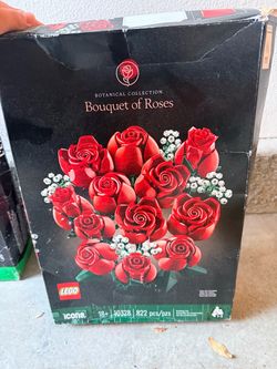 LEGO Icons Botanical Collection Bouquet of Roses 10328