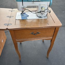 White 967 Sewing Machine