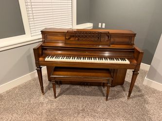 Everett Upright Console Piano with Bench-free