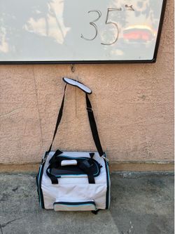 Pet carrier