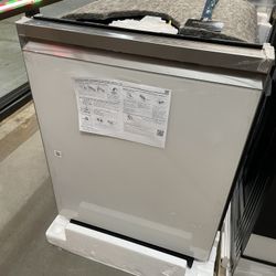 Samsung Bespoke Dishwasher In White Glass