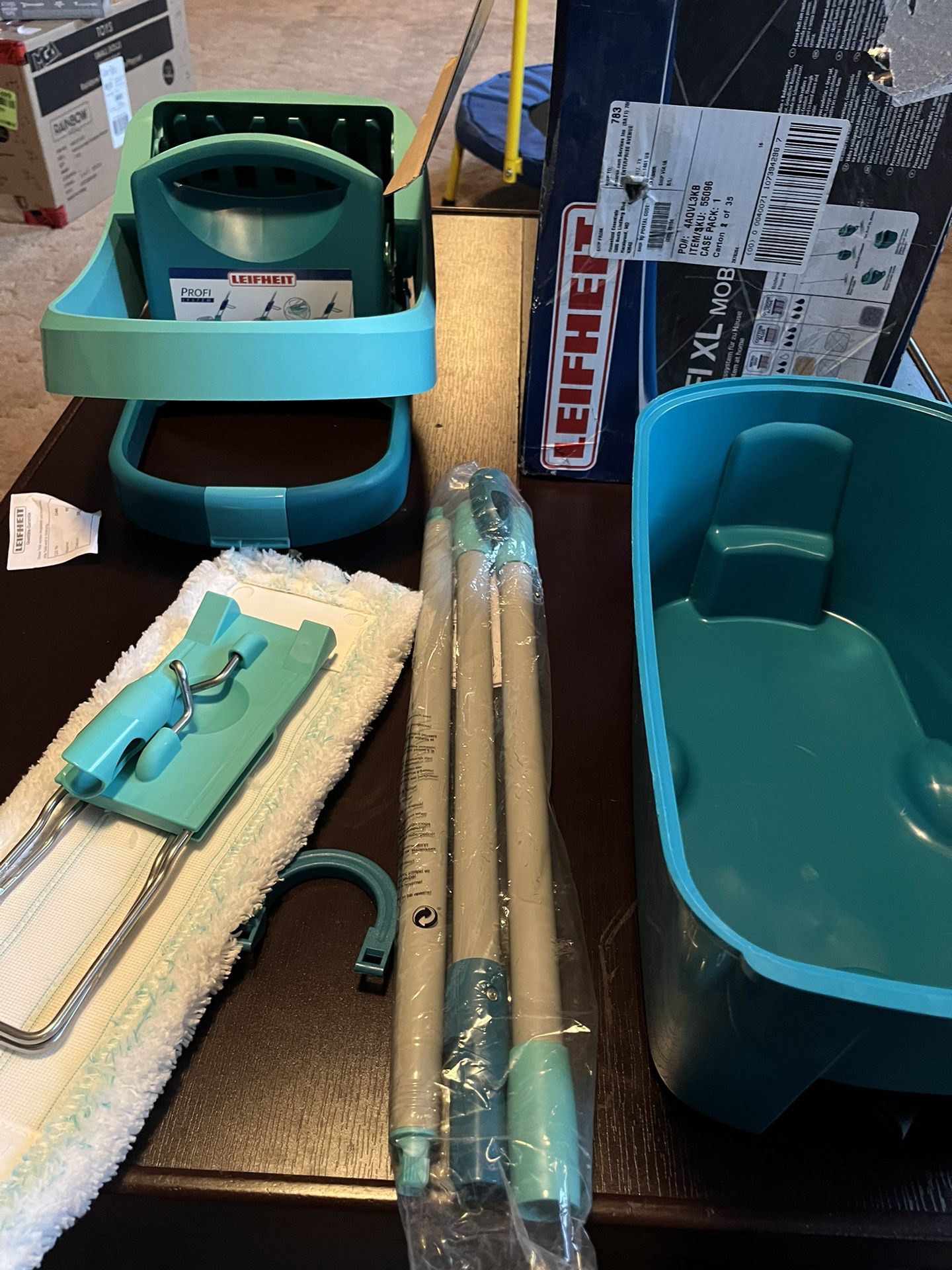 LeifheitProfi Mop and Bucket Set with Rollers, Turquoise