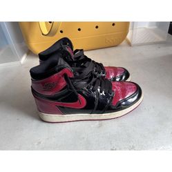 Nike Air Jordan 1 Retro OG High Patent Bred Size 5.5 Y