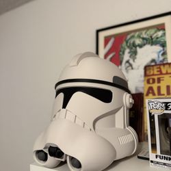 WEARABLE STORMTROOPER HELMET