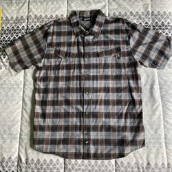 Vans Large SS Plaid Button Down Shirt