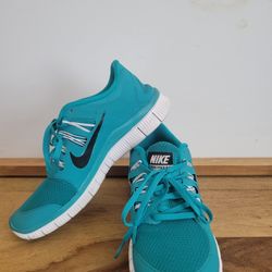 Women's Nike Free 5.0 turquoise sneakers shoes