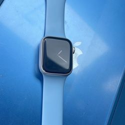 Series 9 Apple Watch 41 mm
