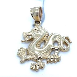14Kt Yellow Gold Dragon Pendant 4.00g 200517/12