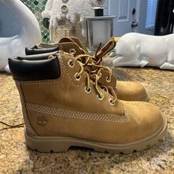 Timberland Boots Brand New Hi Brown Size 11 ,kids no box Pick up only South Gate ca