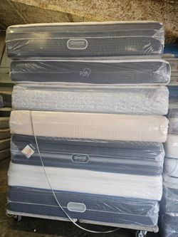 King size matress $100 good condition