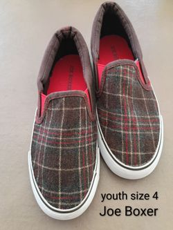 Boys Joe Boxer Slip On Shoes (youth size 4)