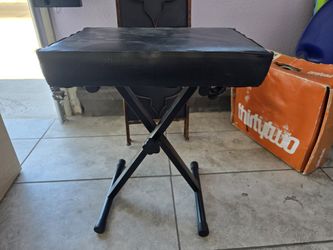 Yamaha PKBB1 Keyboard Bench (Very Used)