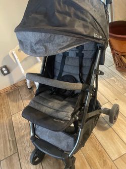Compact stroller