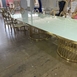 Giant Table 