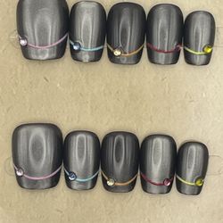 Reusable Press on nails - handmade charcoal gray cats eye with gemstone - MEDIUM