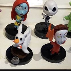 Nightmare Before Christmas Set Of 8 (2-4inches ) $22