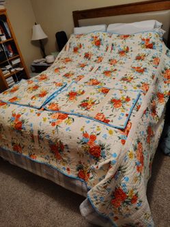 Pioneer woman king size quilt with two standard size shams reversible