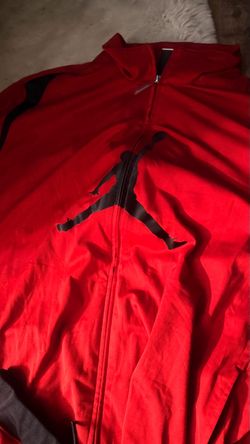 Set JORDAN chamarra short