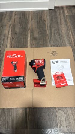 Milwaukee M18 FUEL 18V Lithium-Ion Brushless Cordless 1/4 in. Hex Impact Driver (Tool-Only)