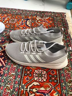 Brand new adidas questar rise men’s 10.5