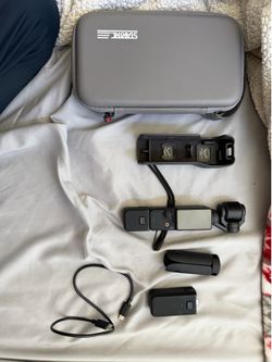 Slightly used DJI Osmo Pocket 3 Bundle Pack