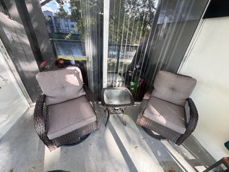 Patio furniture 3-Piece Outdoor Patio Set - 360° Swivel & Rocking Chairs with Glass Top Table