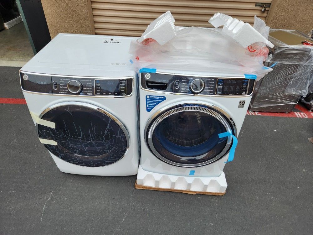 GE Profile Front Load Washer Gas Dryer