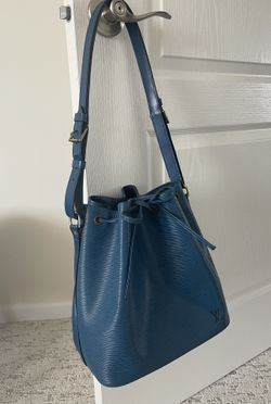 Louis Vuitton Noe Bucket Bag EUC w COA
