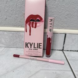 Kylie Red Matt Lipstick