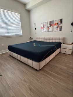 King size frame