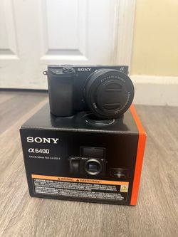 Sony A6400 Camera + Vlog/Streaming BUNDLE