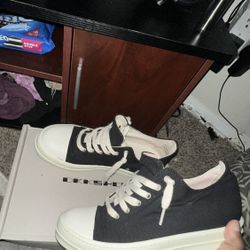 Rick Owen’s Size 9 