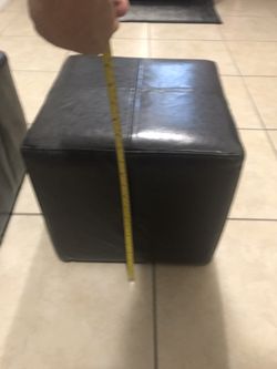 Leader seat