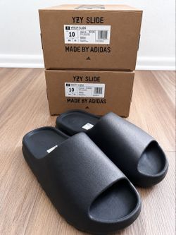 Onyx Yeezy Slides