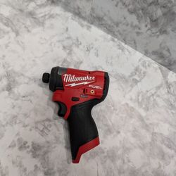 MilwaukeebM12 FUEL 1/4 in. Hex Impact Driver
